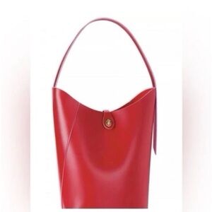 Elizabeth Arden Red
Faux Leather Tote Bag Purse Bucket
Style